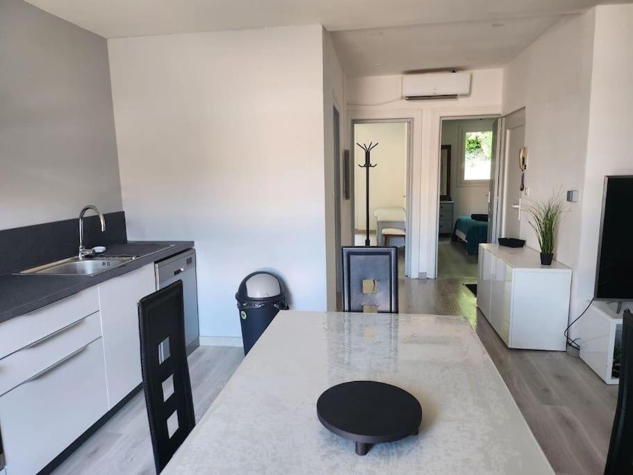 Appartement Sandonato เกลมง-เอลดลโรลท์ ภายนอก รูปภาพ